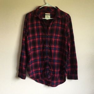 Red and black fannel💕